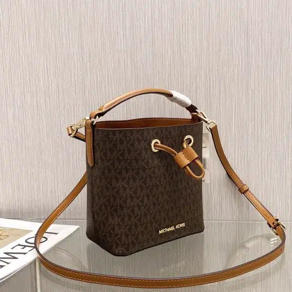 Mk Size:18cmx18cmx10cm - Image 9