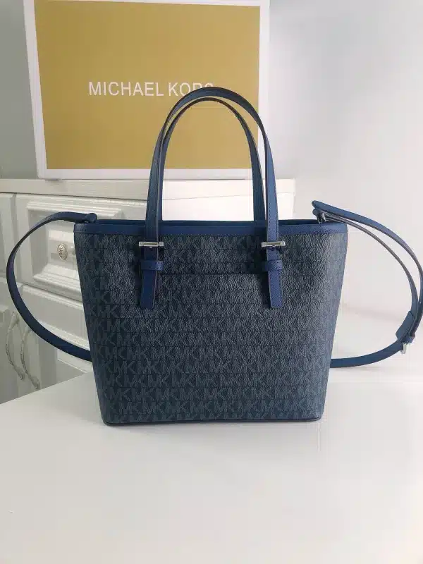 MK Model:006 Pocket:28 23Cmx19cmx11cm - Image 8