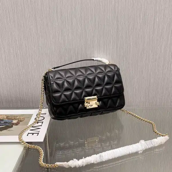 MK Sheepskin Bag Black Size: 25CmX16cmX8.5cm - Image 10