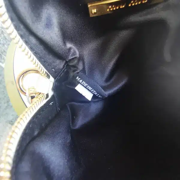 Matelasse metal chain shoulder strap with zipper pocket size: 17 2.5 9 Length: 115cm - Image 12
