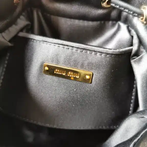 Matelasse metal chain shoulder strap with zipper pocket size: 17 2.5 9 Length: 115cm - Image 4