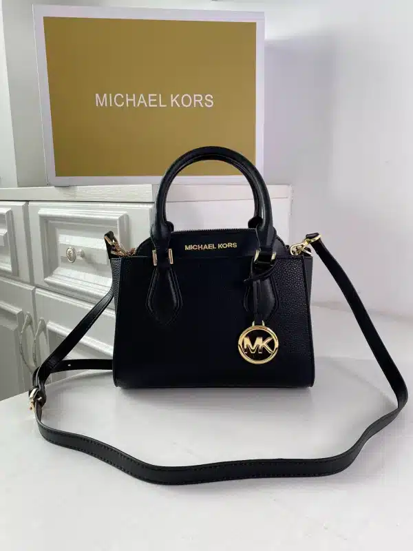 MK Handbag Crossbody Size:23*18*12 - Image 10