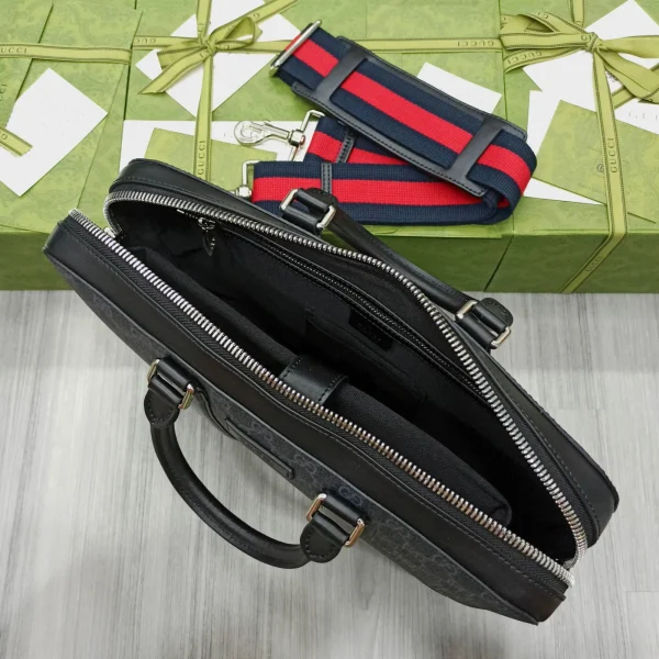 Model: 474135 Size: 36x28x7cm - Image 3