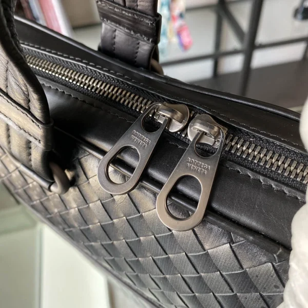 BV Briefcase Size:36cm 98028 Black - Image 5