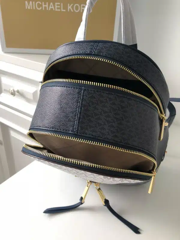 MK Handbag Crossbody Size:23*18*12 - Image 3