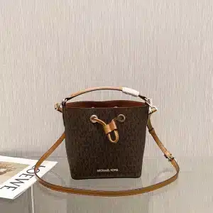 Mk Size:18cmx18cmx10cm