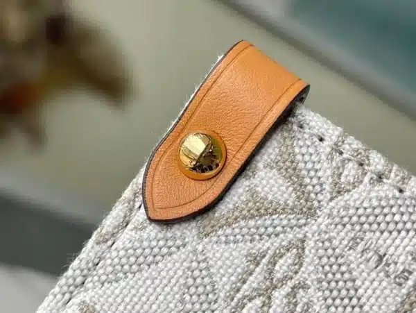 Louis Vuitton Size: 35 x 27 x 14 cm - Image 5