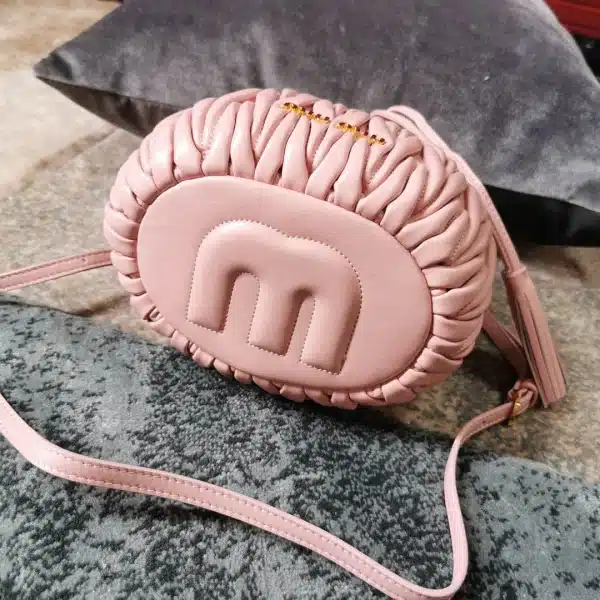 Miu Miu sheepskin size: 18, 20, 12 light pink Model: 5BE014 - Image 7