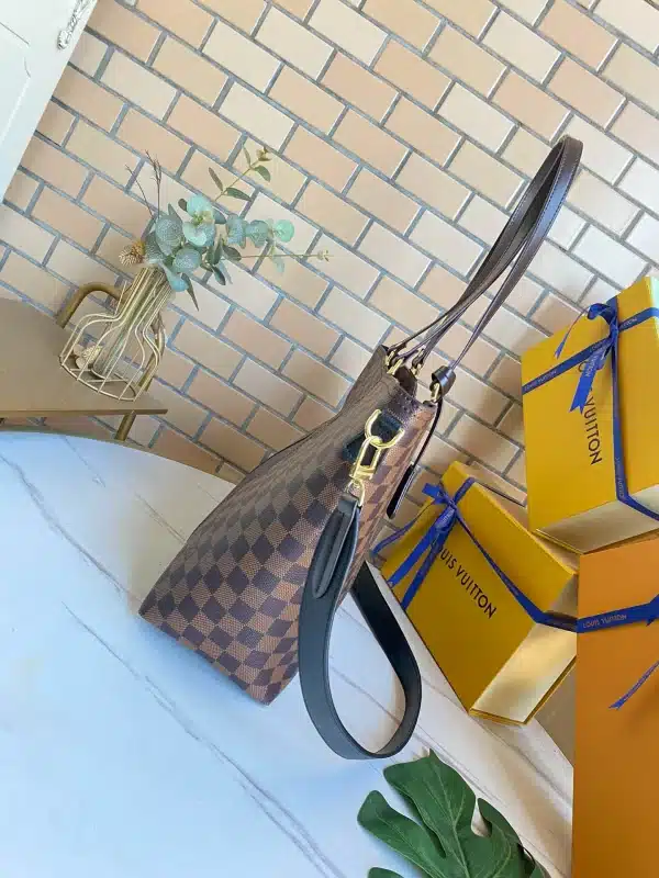 Louis Vuitton size：28X28X14cm pocket 43cm - Image 9