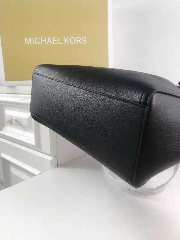 MK Simple Refined Model: 2122 Low 32 High 27 Width 12 - Image 4