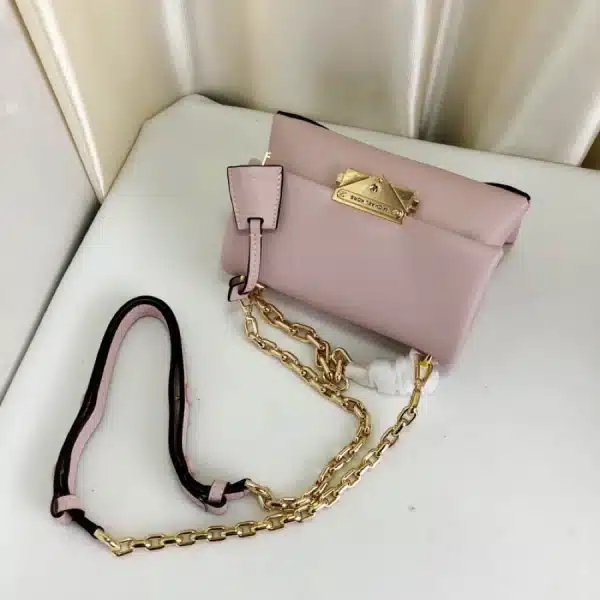 MK Chain Handbag Size:18/13/9cm - Image 7