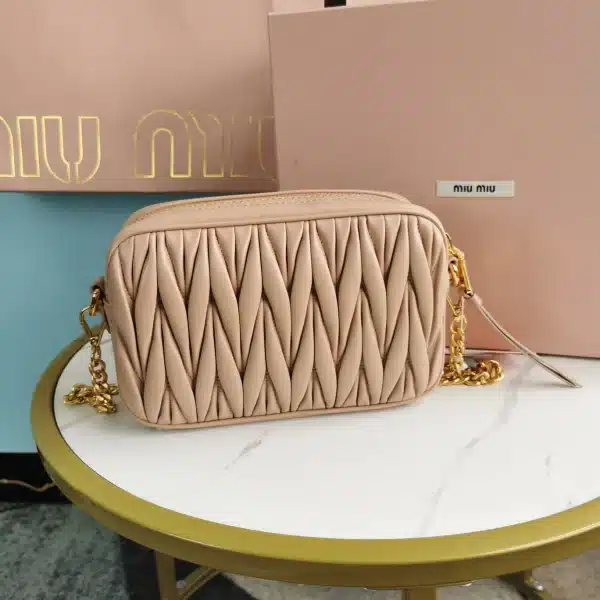 Miu Miu splicing shoulder strap Model: 5BH118B size: 20X13X5.5cm - Image 18