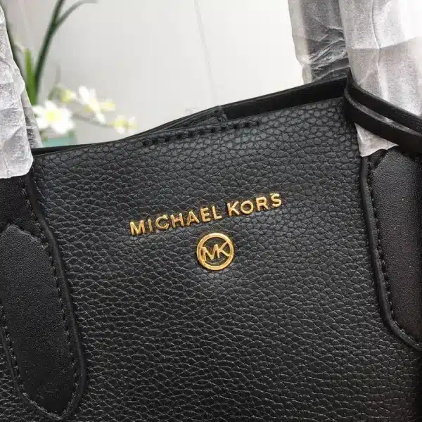 MK Sinclair Handbag Crossbody Model: 2113 Size: 25m Height: 25m Width: 9*300 - Image 5