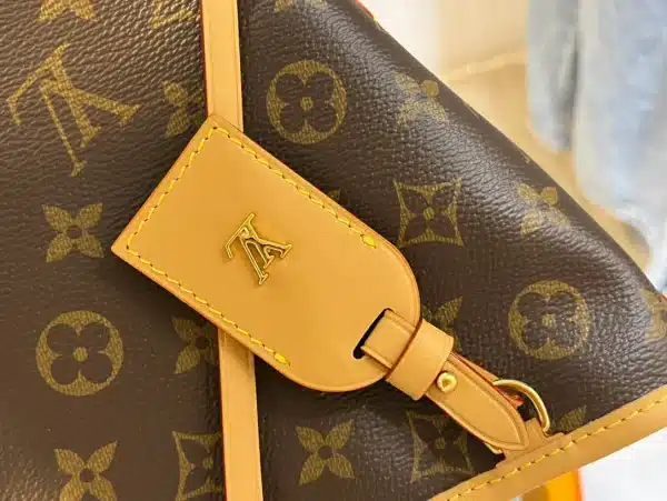 Louis Vuitton size: 29*12*24cm - Image 5