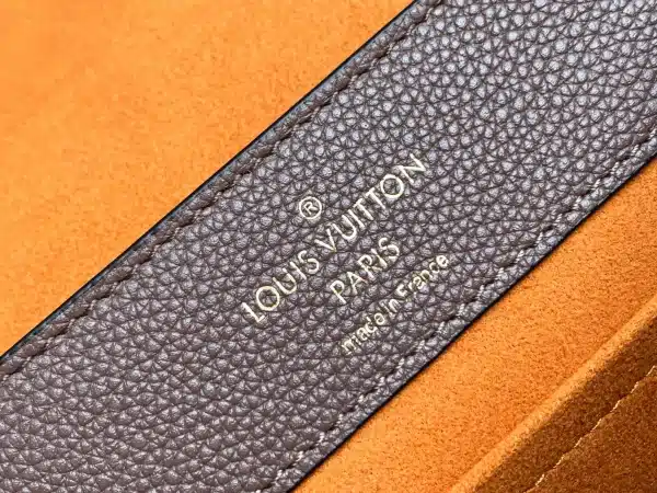 Louis Vuitton Size: 28*20*11.5cm - Image 2