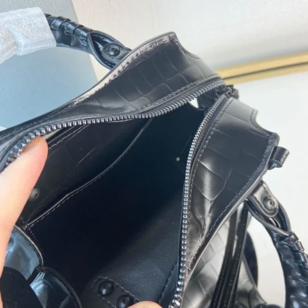 Balenciag* Neo Classic biker bag Size: 16.5*22*9*14.5cm - Image 3