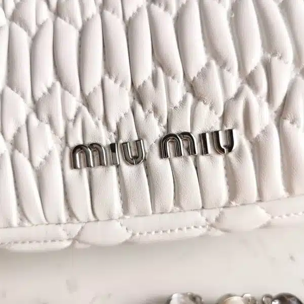 Miu Miu Diamond Chain Bag size: 22.5, 4.5, 12 - Image 5