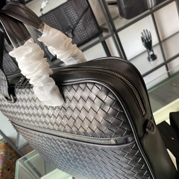 BV Briefcase Size:36cm 98028 Black - Image 6