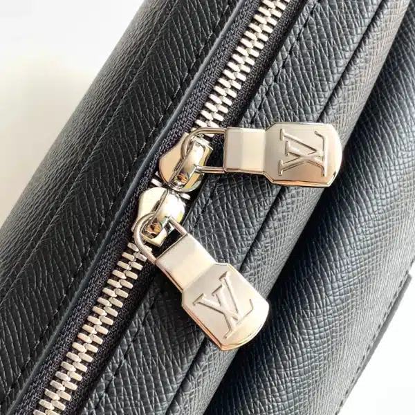 LV Model: M30233 Size:29.5x20x5cm - Image 5