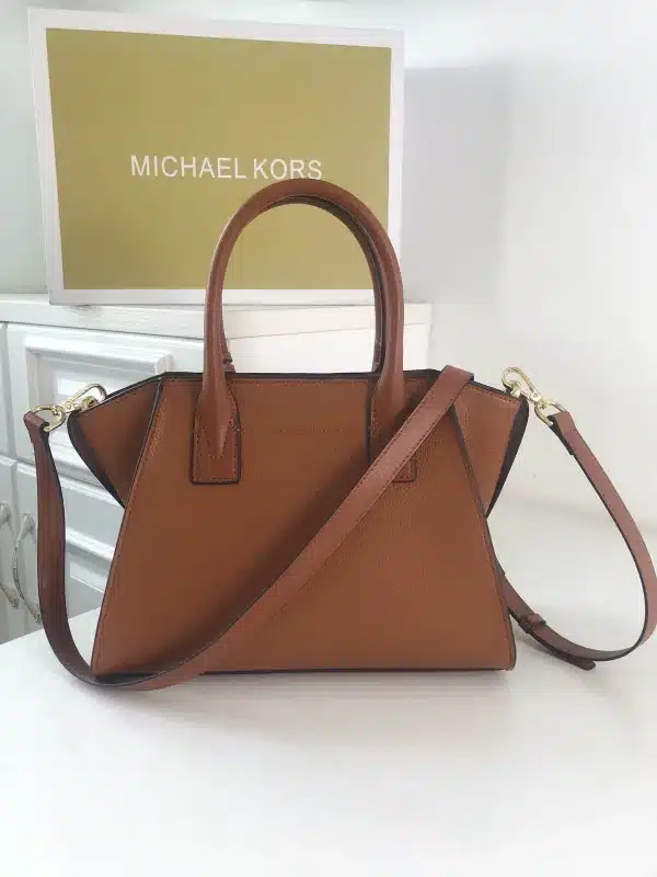 Mk shoulder crossbody bag Model:2115 L:28 H:22 W:14 - Image 8