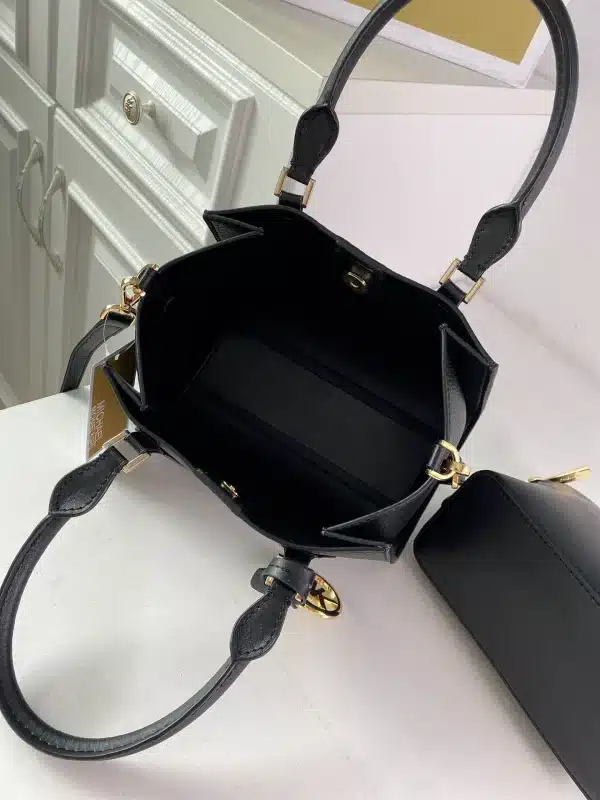 MK Handbag Crossbody Size:23*18*12 - Image 12