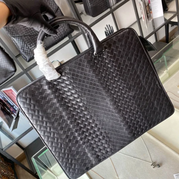 BV Briefcase Size:38cm - Image 10