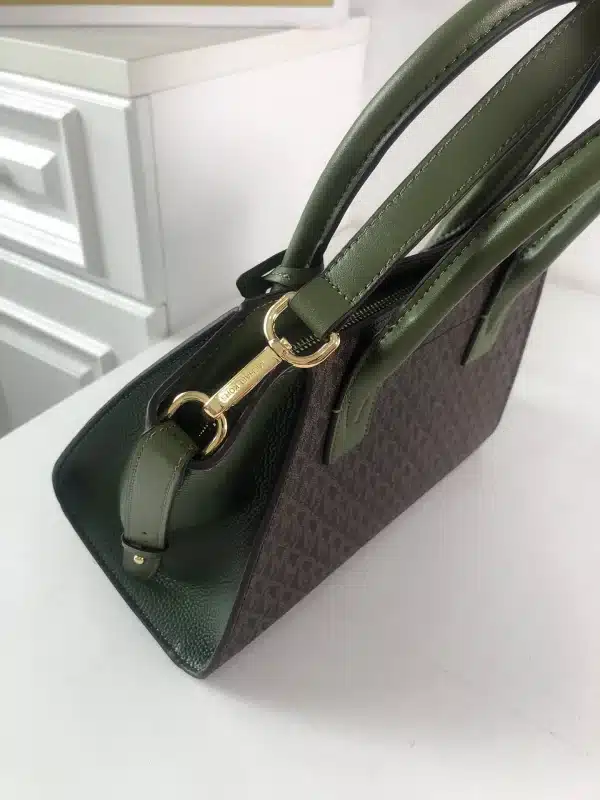 Mk Shoulder Crossbody Model:2115 L:28 H:22 W:14 - Image 6
