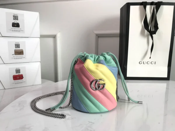Model: 575163 Size: 19*17cm