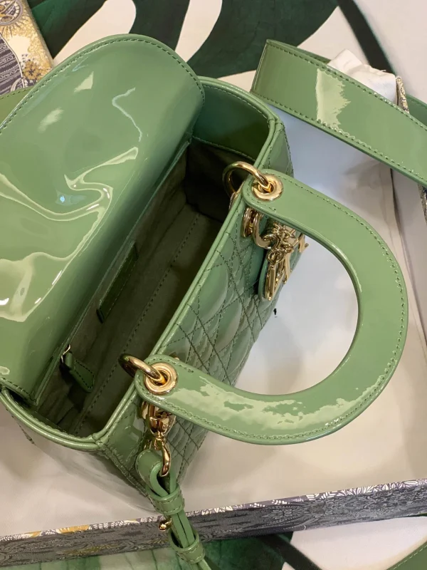 ABCDior Calf Patent Leather Rattan Check Handbag Size:20 x 16.5 x 8cm - Image 3