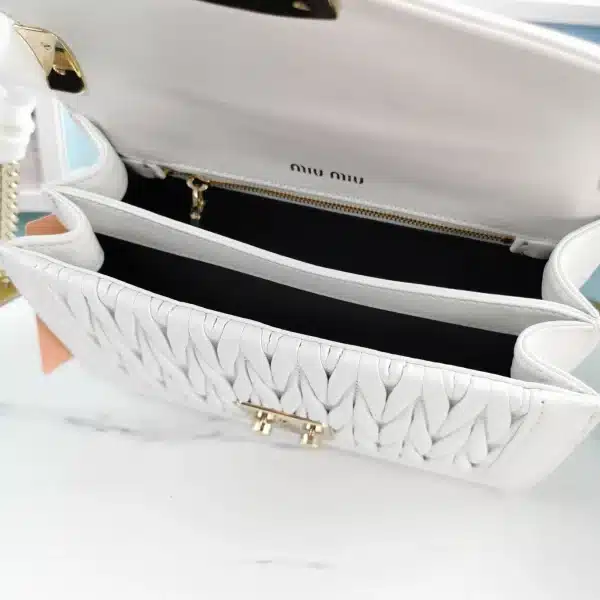 Miu Miu white Model: 5BD083 Size: 22X14X8cm - Image 4